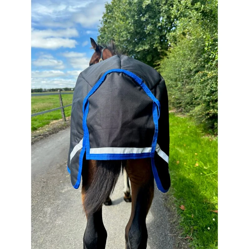 Amigo Ripstop 900D Foal Turnout 50g - Black/Classic Blue 4 Amigo Ripstop 900D Foal Turnout 50g - Black/Classic Blue - Image 4