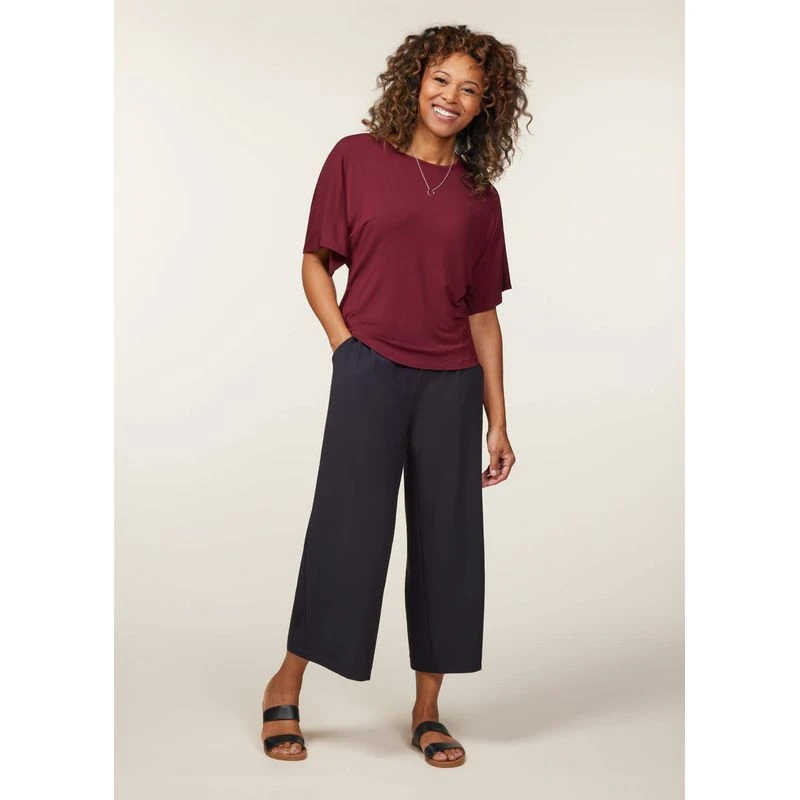 EQL Women's On The Go Stretch Crop Pants - Black 5 EQL Women's On The Go Stretch Crop Pants - Black - Image 5