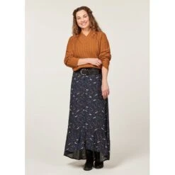 EQL Women's Brittany Cable Knit V-Neck Sweater - Spice -Tack Of The Day Store 694398 800 800