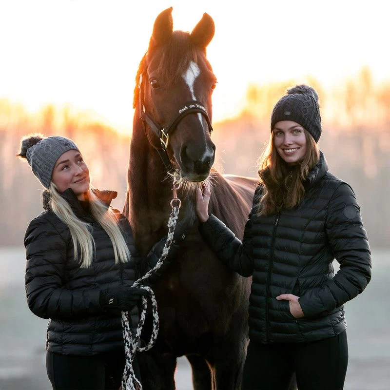 Back On Track Women's Madison Jacket - Black 4 Back On Track Women's Madison Jacket - Black - Image 4